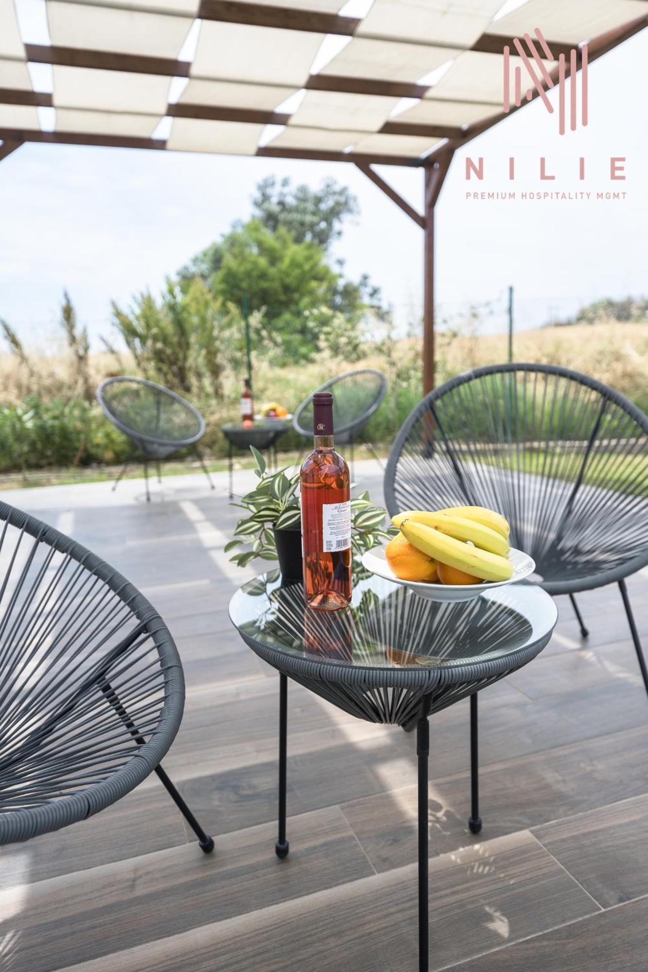אפיטוס Ultima Summer Residence, Nilie Hospitality Mgmt מראה חיצוני תמונה